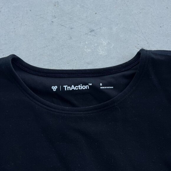 TnaBUTTER™ Bound Longsleeve in Black Small - Picture 4 of 4
